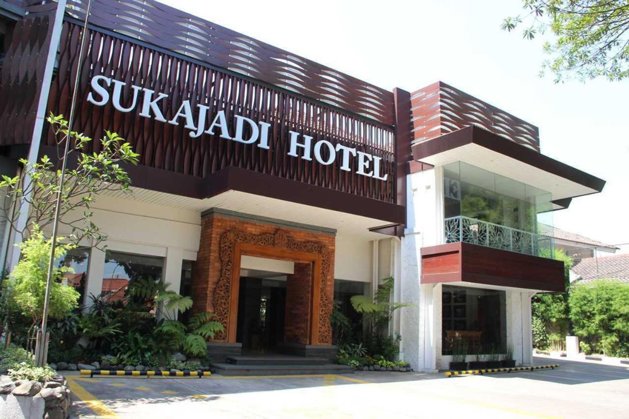 Sukajadi Hotel, Convention And Gallery Бандунг Экстерьер фото